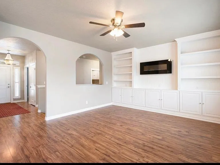 4819 N Emerald Ln — Photo 14