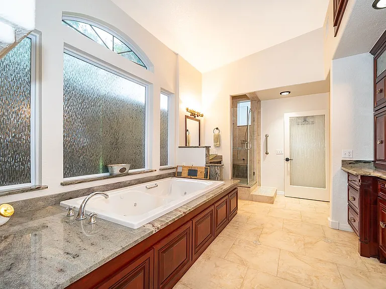 2339 Neptune Rd — Photo 24