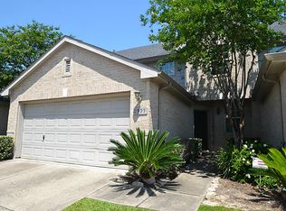 2923 Meadowglen Cv, Houston, TX 77082