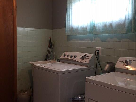 3rd image of 80 Santin Dr