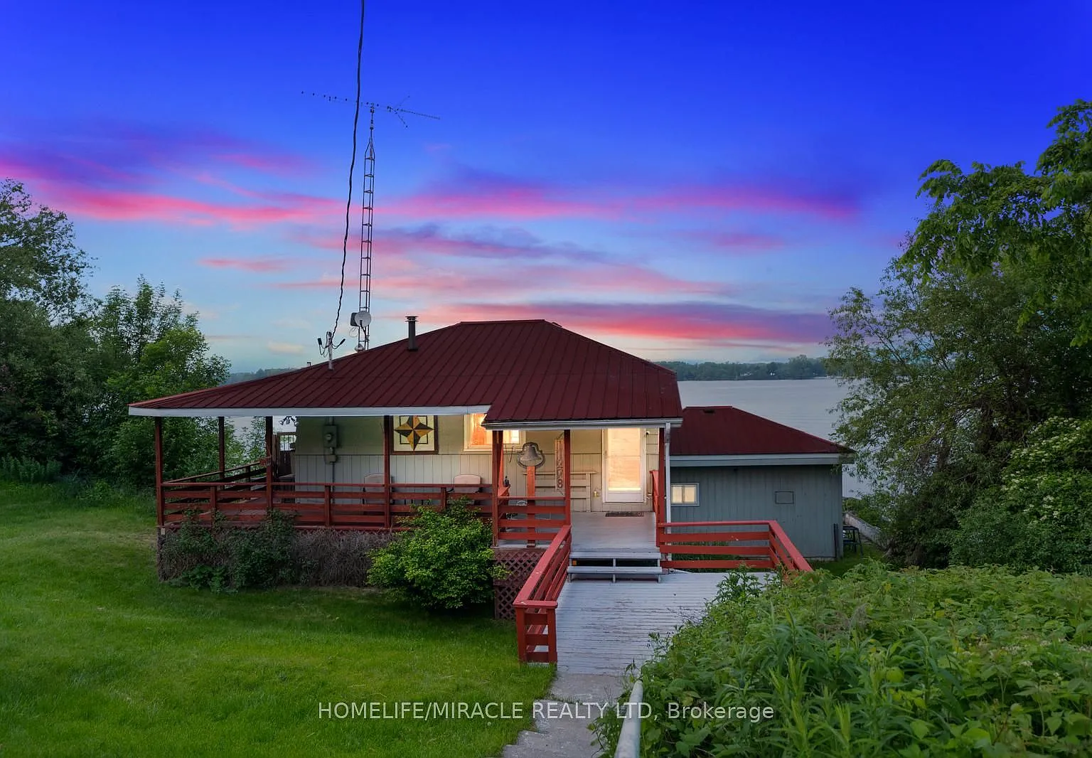 3 bed, $2,600 — Photo 1