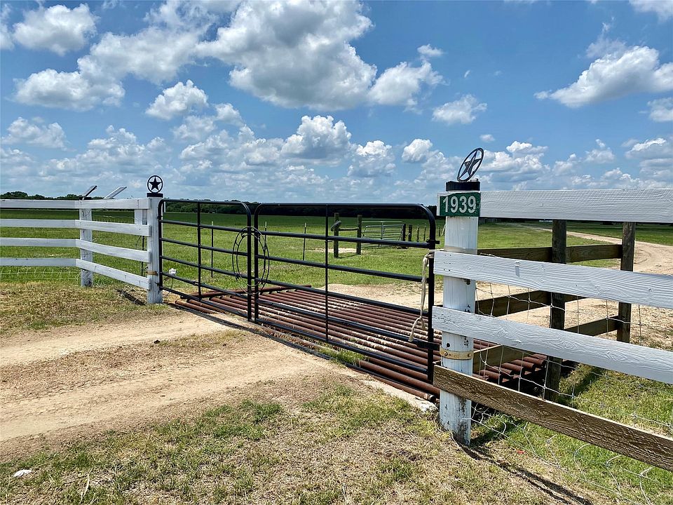1st image of 1939 County Road 114