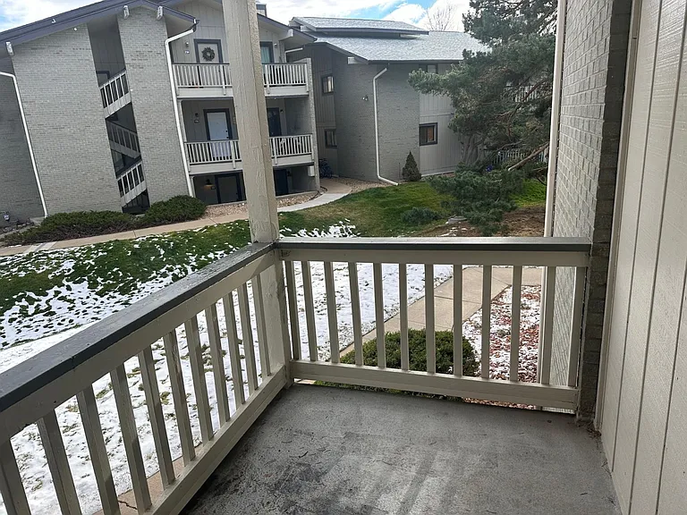645 Manhattan Pl #207 — Photo 9