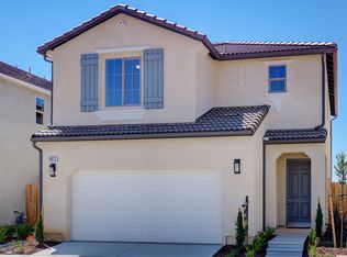 6196 E Bibi Dr, Fresno, CA 93727