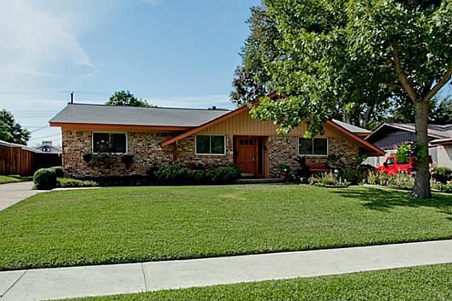 1st image of 703 Brentwood Ln