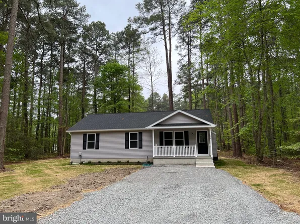 87 Merganser St, Montross, VA 22520