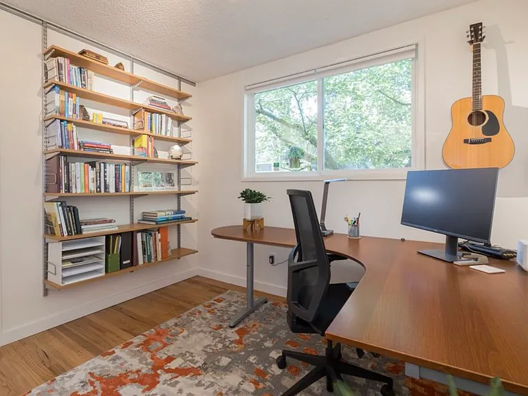 10667 SW Lancaster Rd — Photo 15
