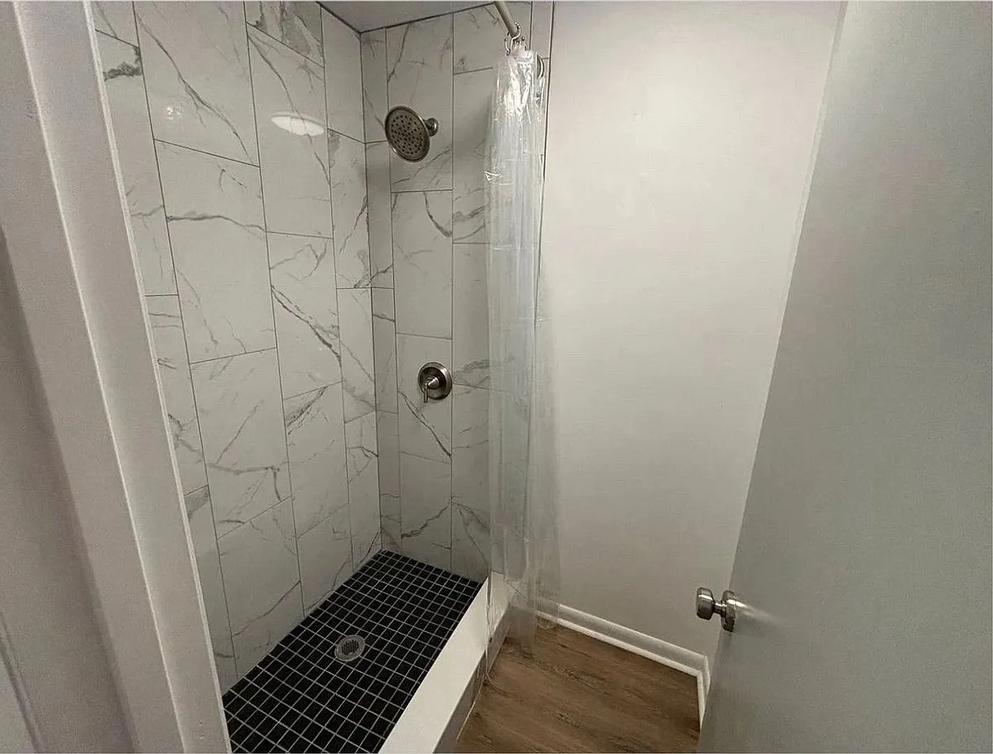 2812 Wayland Dr. — Photo 4
