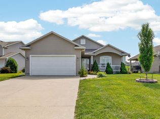 4207 146th St, Urbandale, IA 50323