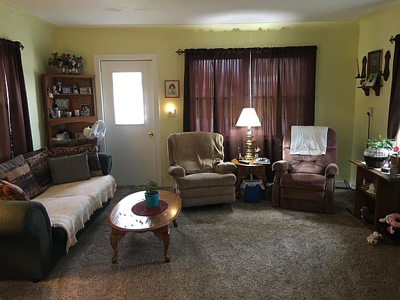 5th image of 31355 W Main St