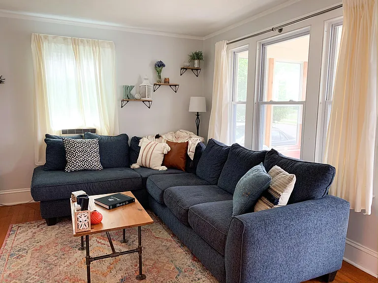 111 Richard St #1 — Photo 3