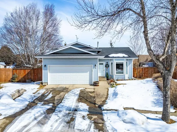 4 Dorset Pl, Saint Albert, AB T8N 5L8