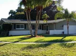 2104 Lauren Dr, Largo, FL 33774
