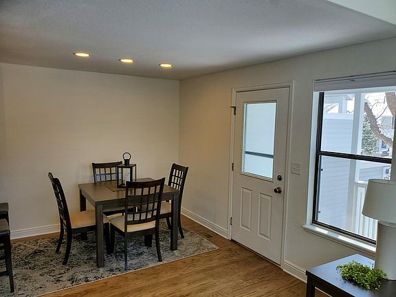 5th image of 376 Owl Dr