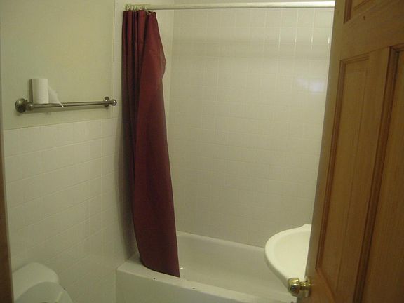 4th image of 445 Hope Stsingle Family Houseprovidenceri02906 #House