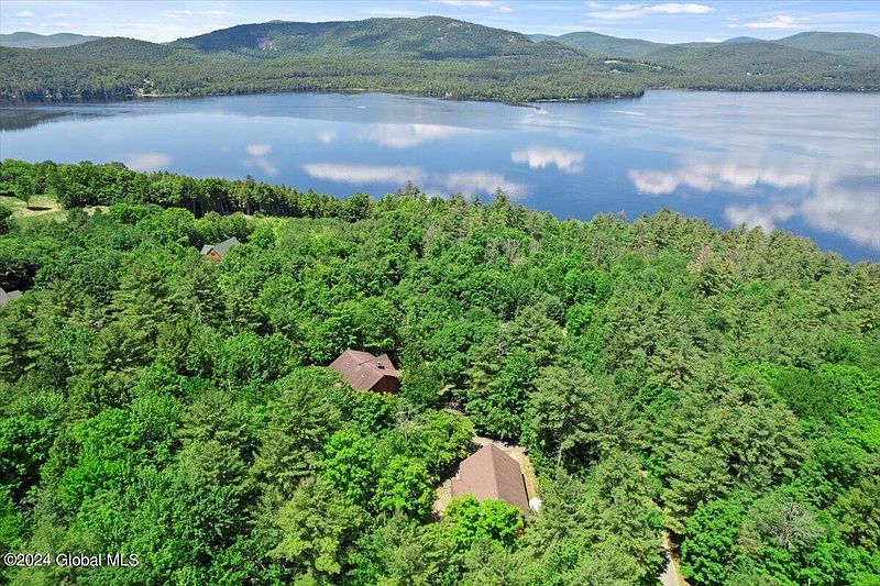 3rd image of 251 Mill Creek Road
