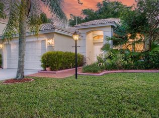 13166 NW 18th St, Pembroke Pines, FL 33028