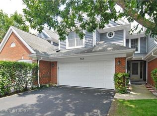 363 Prairie Meadow Ln, Vernon Hills, IL