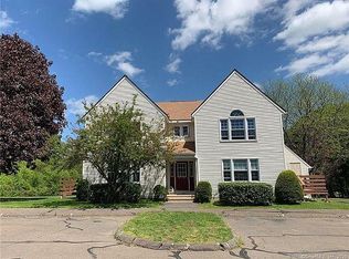 14 Pinney St APT 4, Ellington, CT 06029