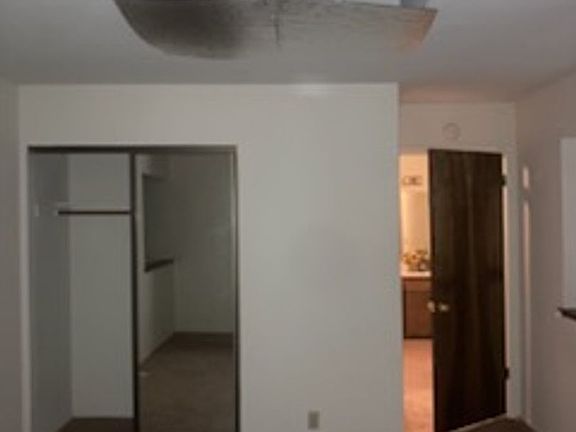 2nd image of 5050 Glide Dr APT B