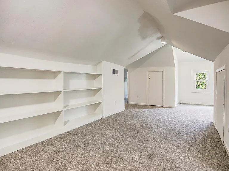 3919 Amherst St — Photo 15