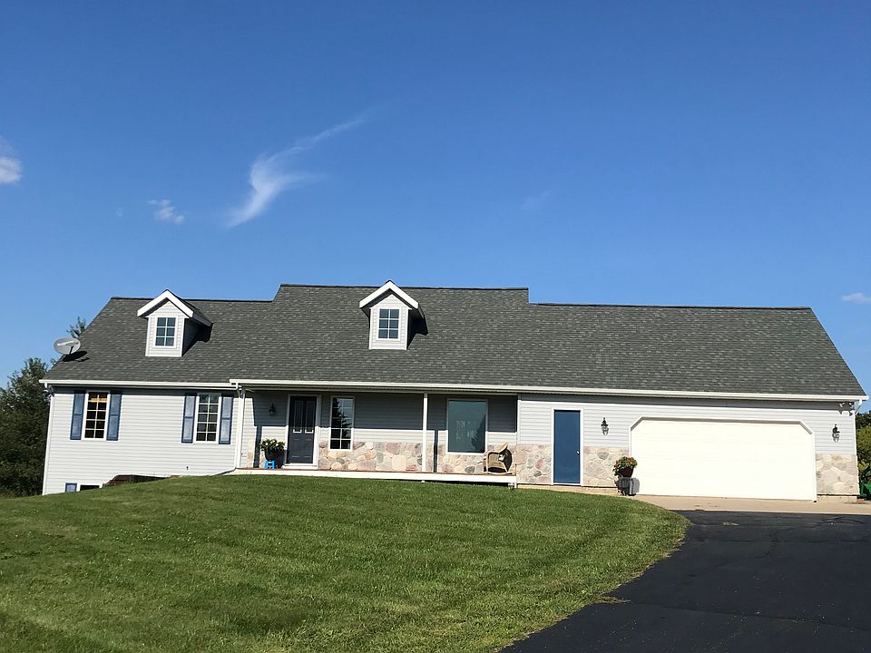 1st image of 4520 Equestrian Valley Dr NE