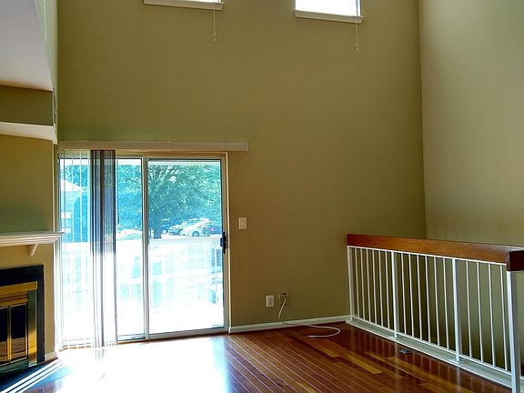 4th image of 13605 Orchard Dr
