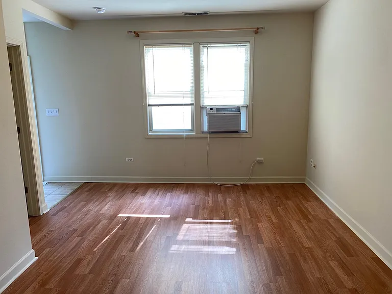 872 N Marshfield Ave #CH2 — Photo 13