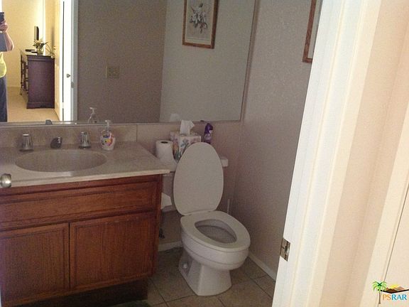 4th image of 2345 S Cherokee Way Unit 106