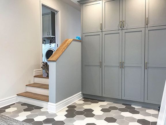 2nd image of 551 Orchard Dr