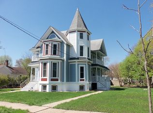 1021 8th St, Rockford, IL 61104