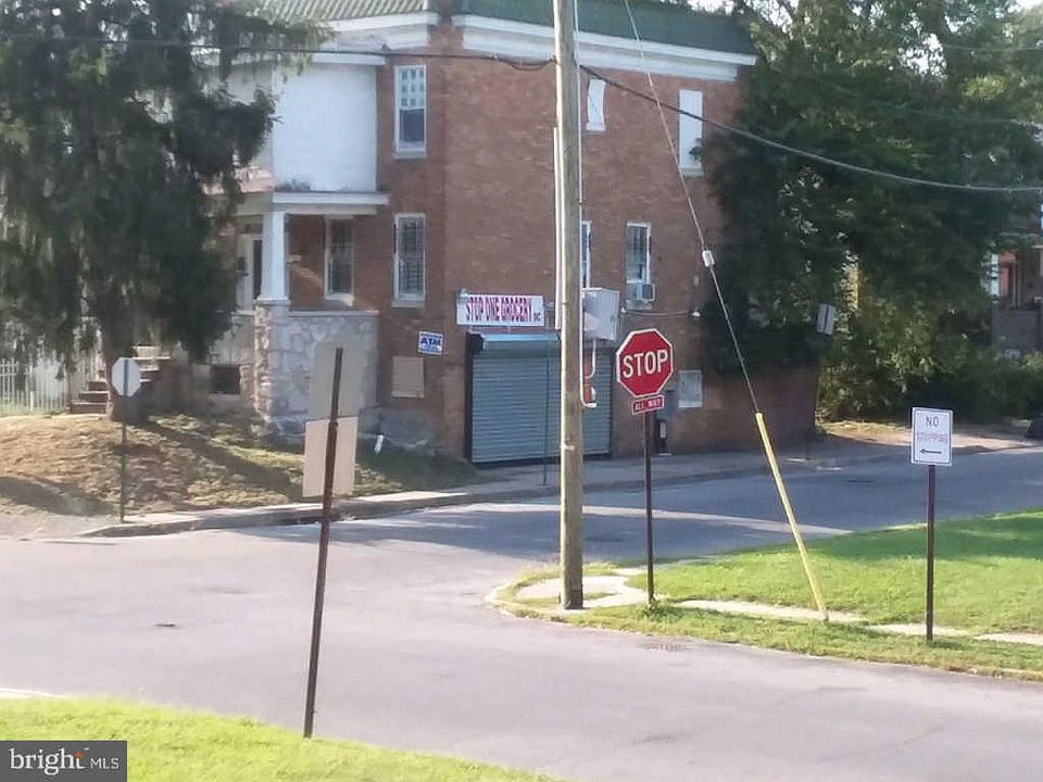 2nd image of 3800 Belle Ave