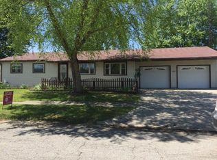 1255 Sherwood Dr, Bucyrus, OH 44820