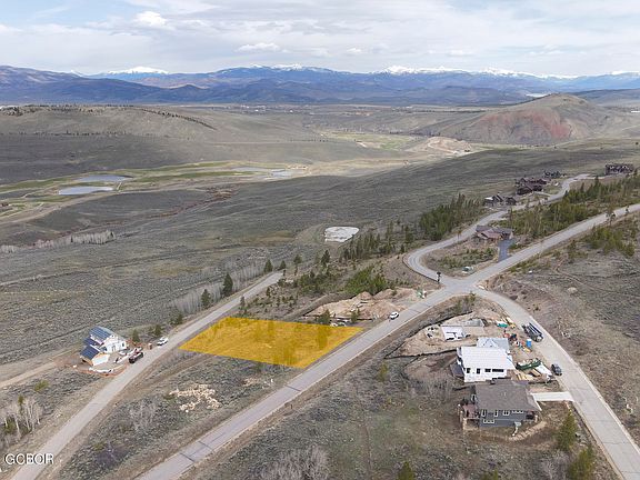 3rd image of 430 Thunderbolt Dr