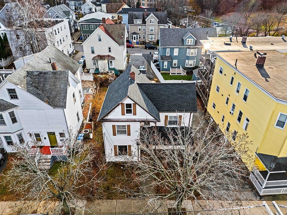 1st image of 11 Derby St