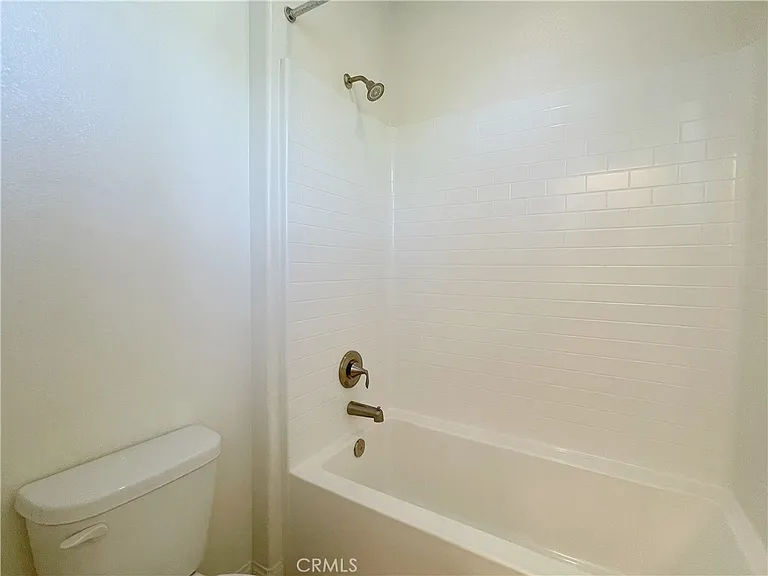 417 W Bagnall St — Photo 31