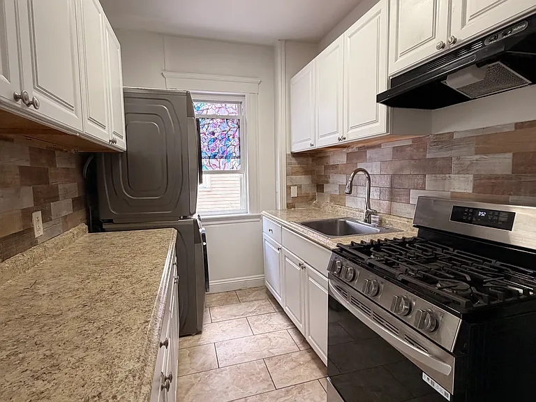 55 Union St #1 — Photo 11