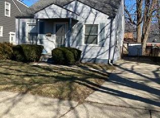 27710 Larchmont St, Saint Clair Shores, MI