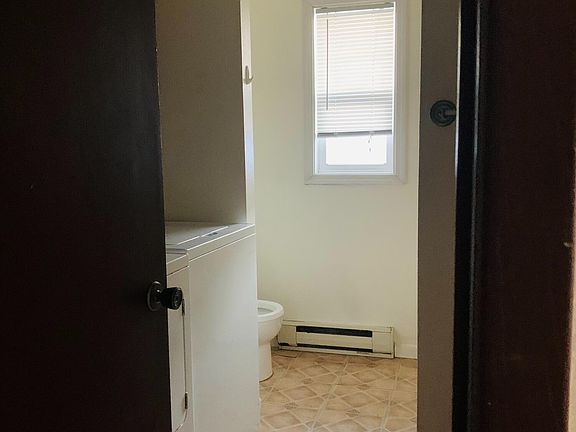 5th image of 732 Great Plains Ct
