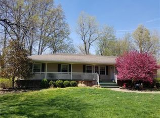 410 NE Woods Chapel Rd, Lees Summit, MO 64064