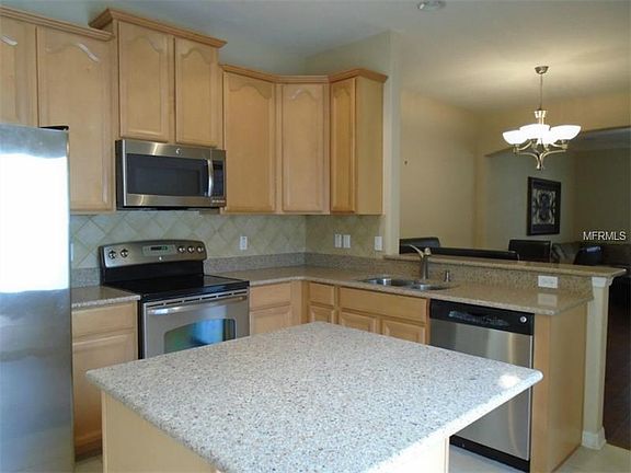 3rd image of 1943 Sweet Birch Ln