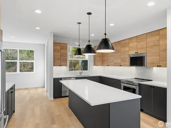 756 NW Holly Street, Issaquah, WA 98027