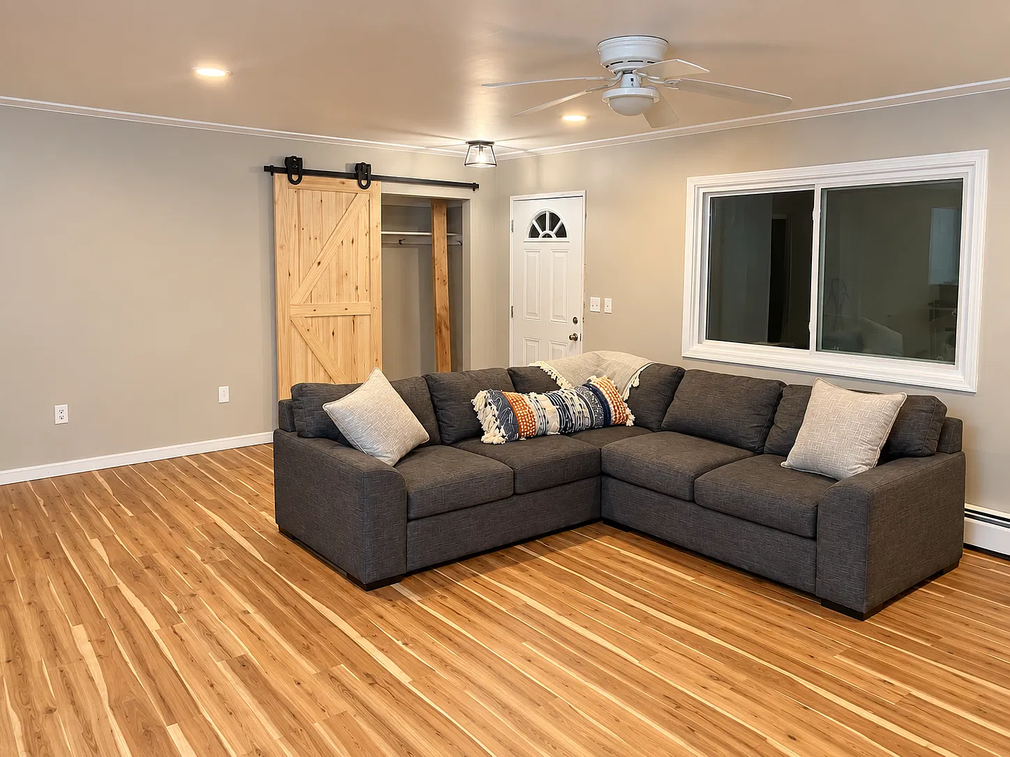 3 bed, 1800 sqft, $1,800 — Photo 4