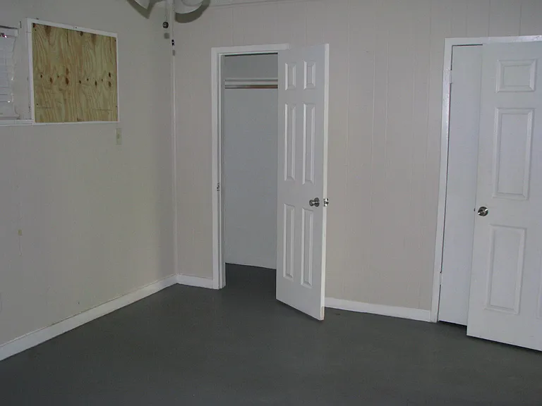 3806 Wipprecht St — Photo 9