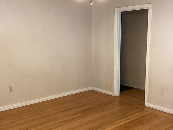 5th image of 1921 23rd St