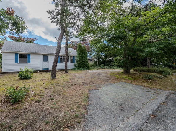 6 Kibby Lane, Dennis Port, MA 02639