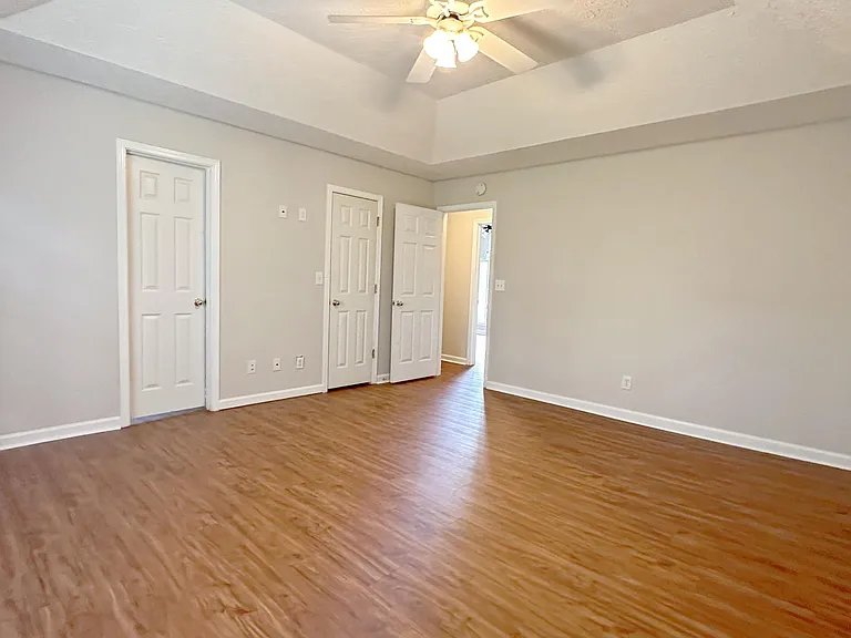 800 Trellis Pond Ct — Photo 9