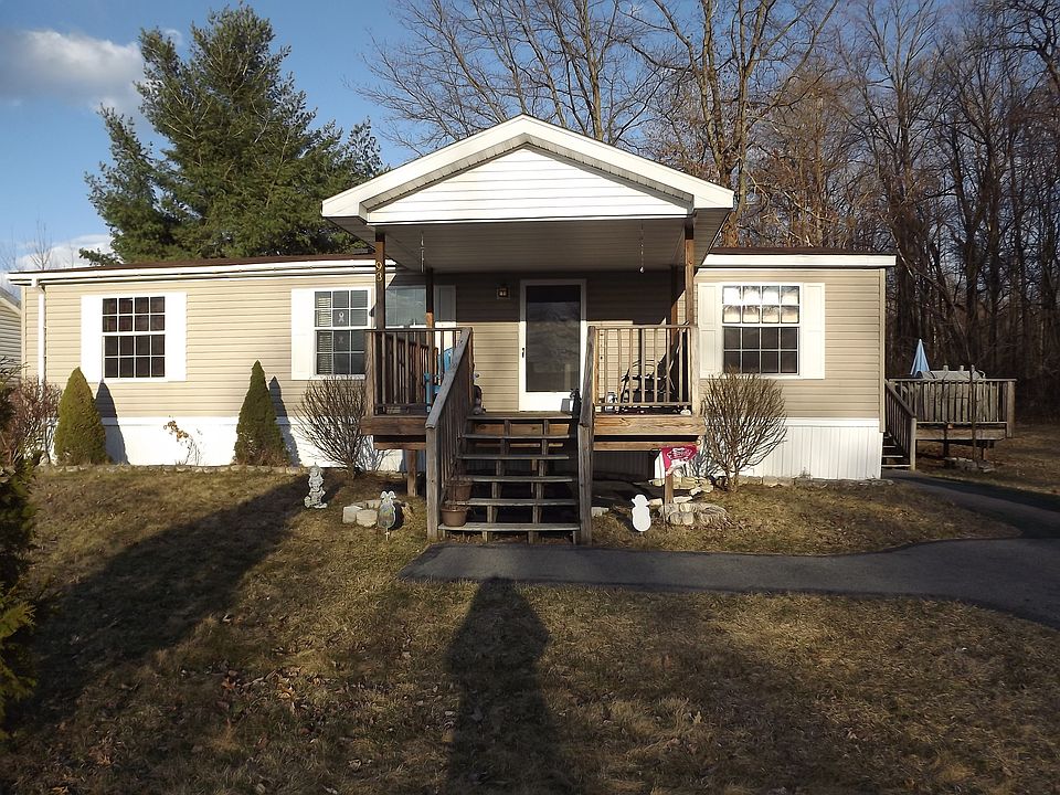 1st image of 93 Avenue D