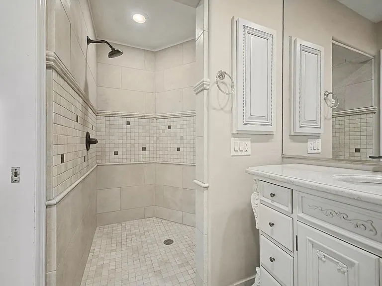 8407 E Del Camino Dr — Photo 23