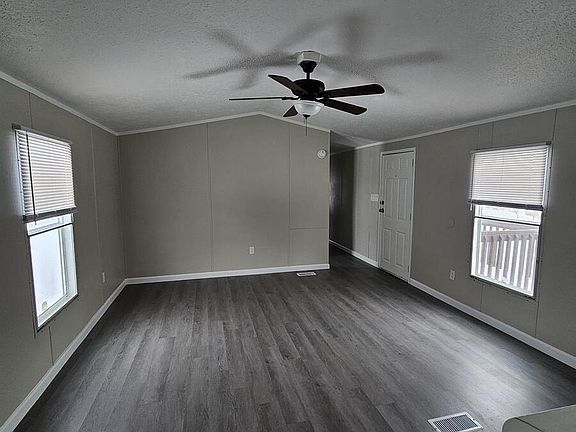3rd image of 2737 W Washington Ctr #175